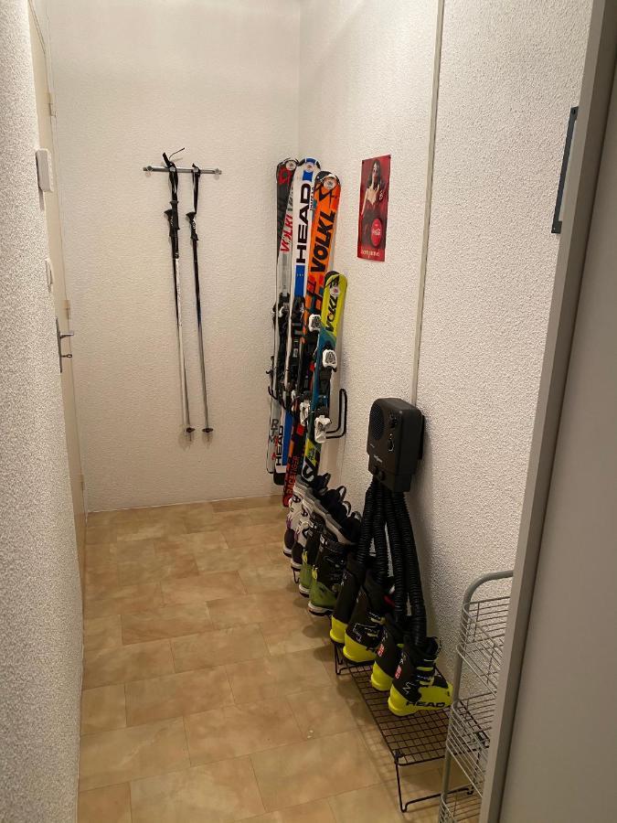 Апартаменты Chez Helene 3 Etoiles, Labellise Disabled Pmr,Pour 4 Personnes Chiens Bienvenus-Pet Friendly Бур-Мадам Экстерьер фото